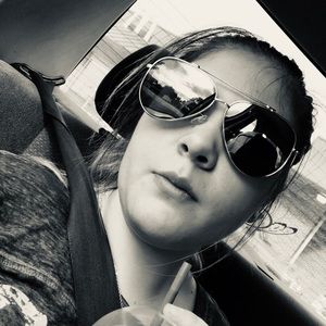 Meet your Posher, Amelia